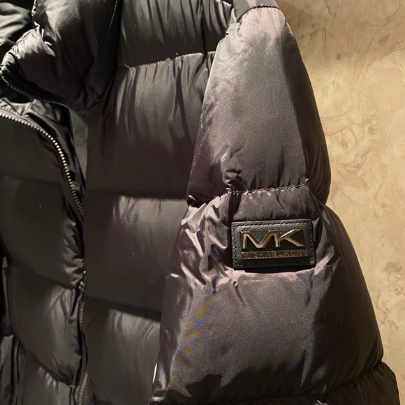 Men’s Michael Kors puffer jacket - Picture 2 of 3